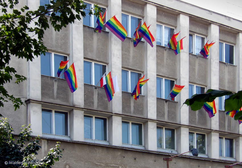 scena-robocza-lgbt