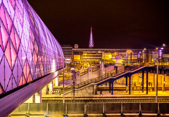 poznan-fiolet-laboratorium-marzen-dzien-wczesniaka